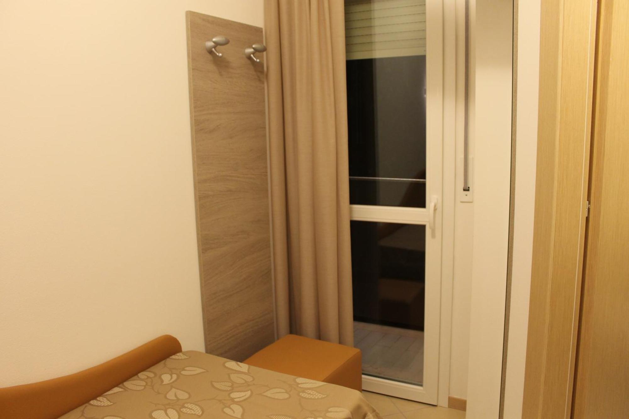Hotel Villa Enea Cattolica Pokoj fotografie